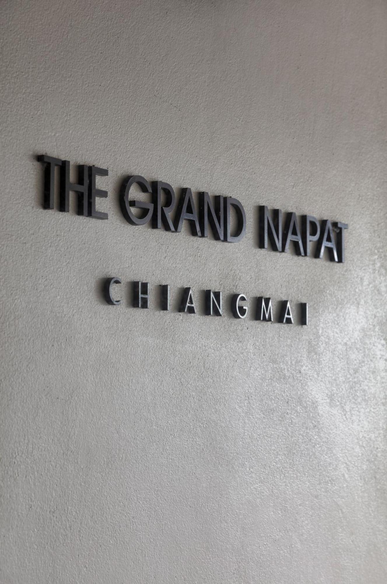 Aparthotel The Grand Napat Chiang Mai Exterior foto